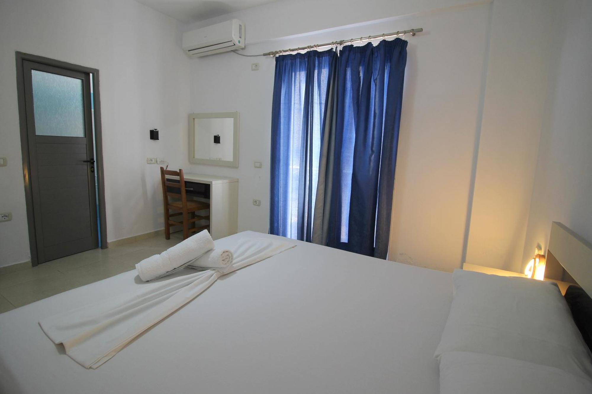 Hotel Argjiro Sarandë Exterior foto